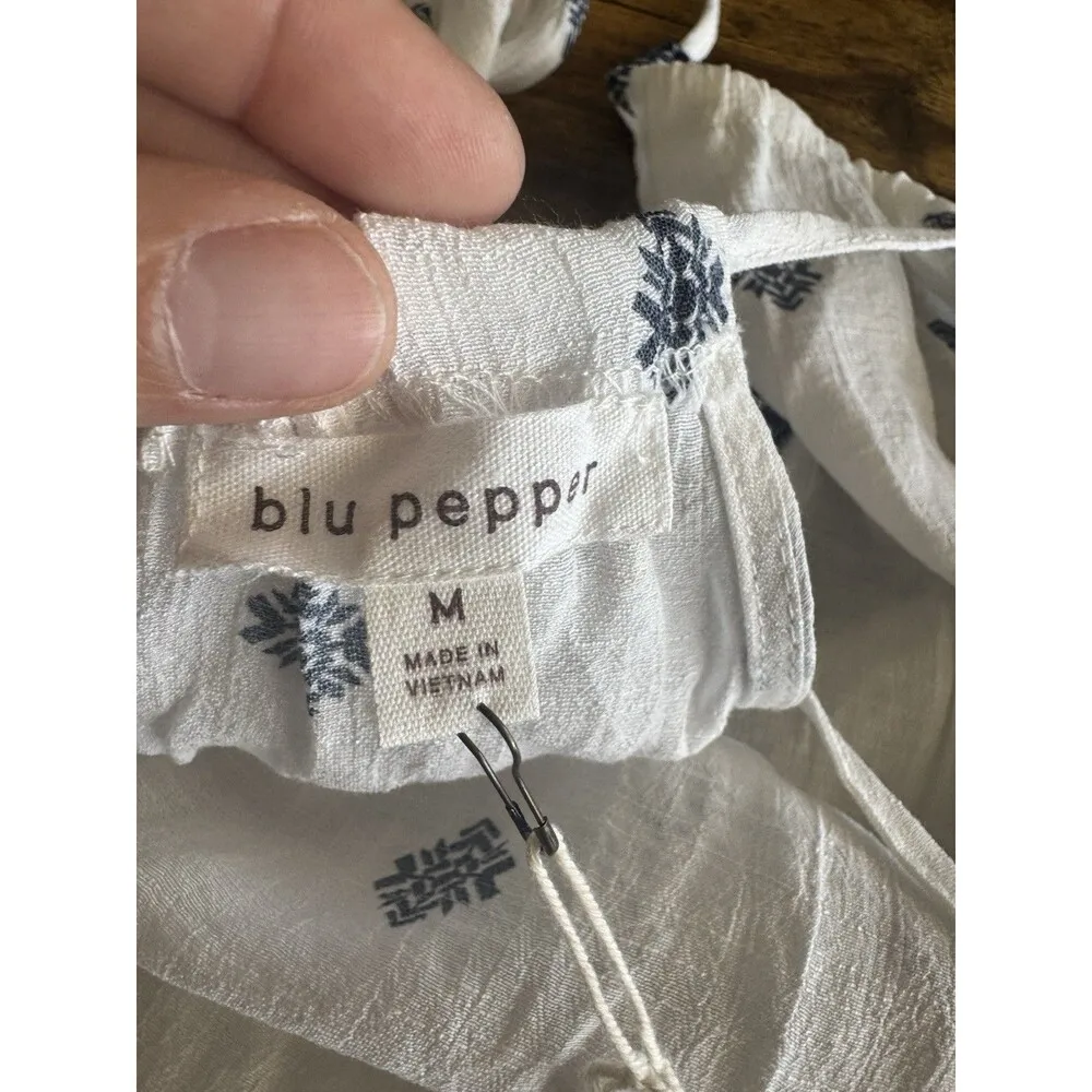 Blu Pepper Womens Blouse Sz Medium   Skeeveless Boho Embroidered Tribal Festival - Image 10