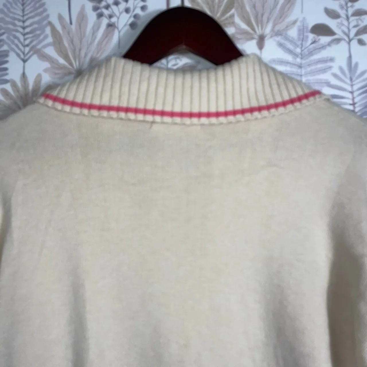 Cynthia Rowley Active‎ Women's Sweater Medium Beige Half Zip Pullover Pink Trim - Image 8