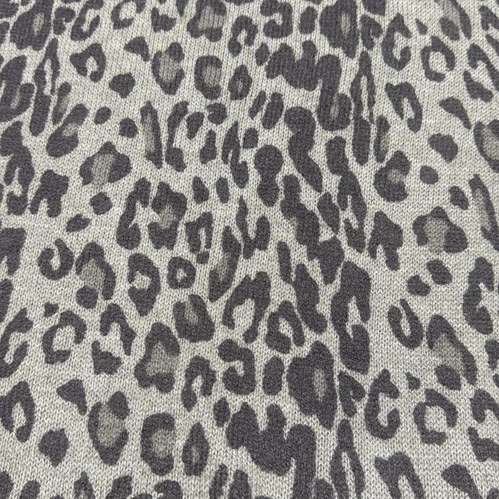 Old Navy Women's Gray Leopard Print Sweater Dress Size S - Image 7