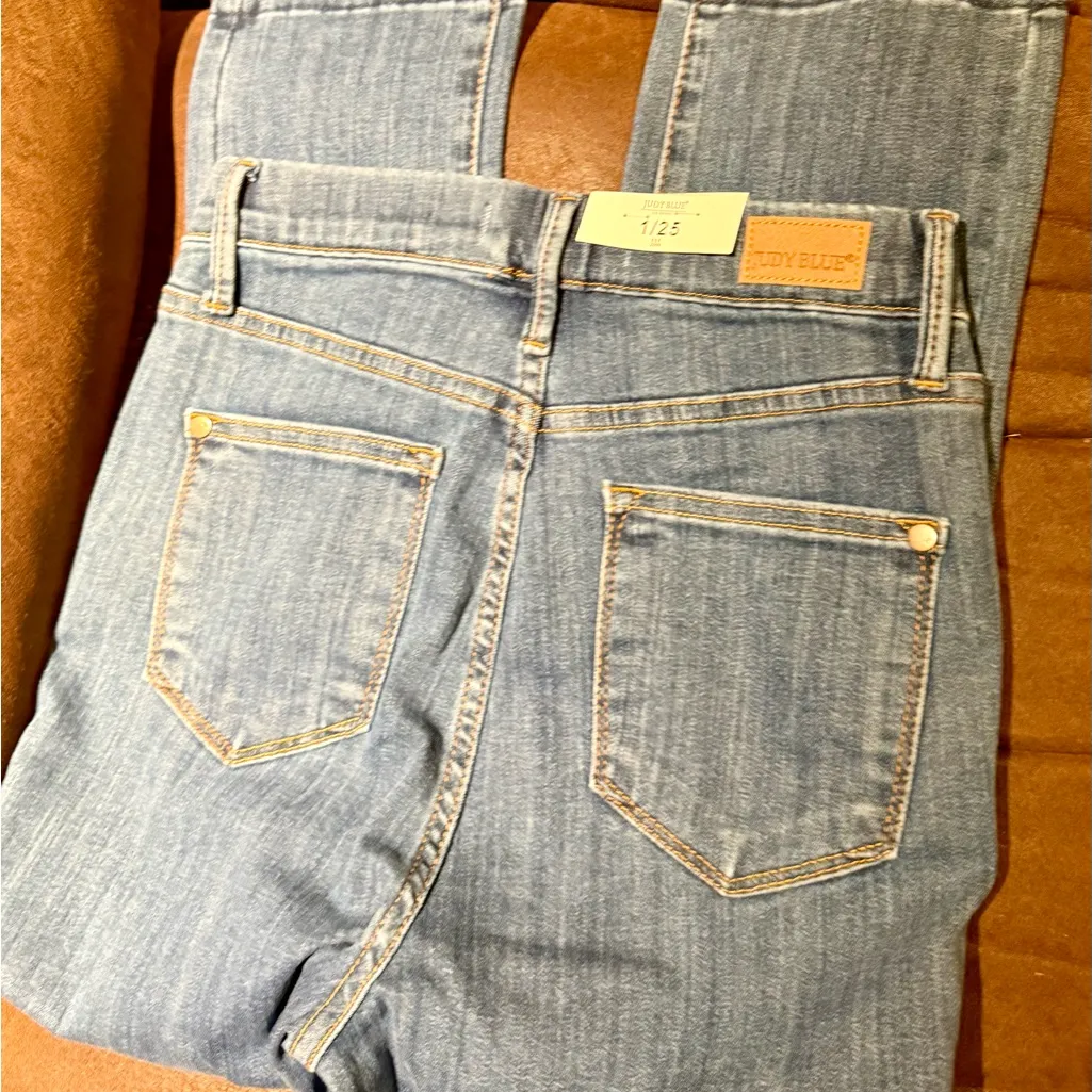 Judy Blue High Waist Skinny Fit Capri Jeans Size 1/25 Stretch Denim NWT - Image 2