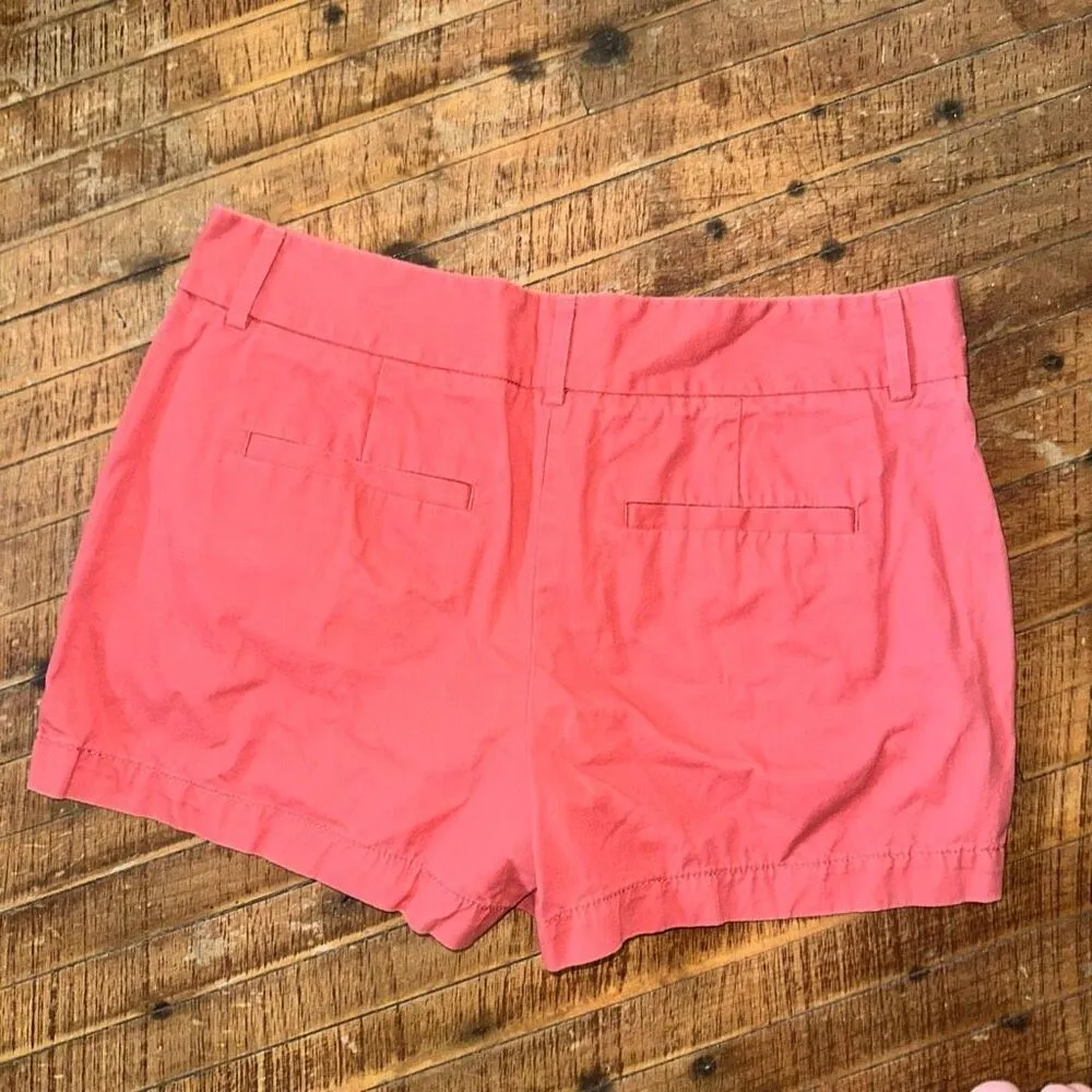 Loft pink/red washed flat front size 6 basic classic shorts - Image 2