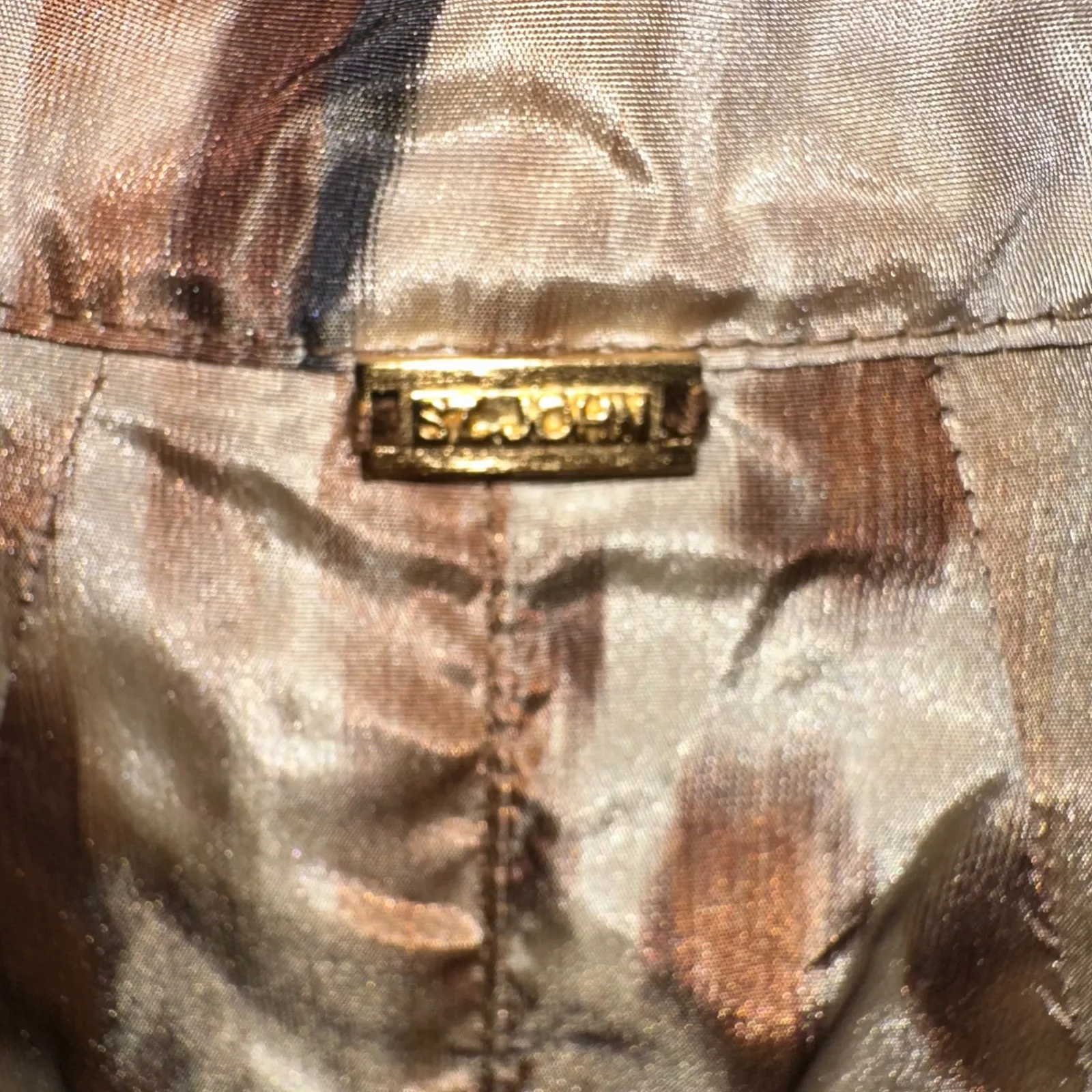 ST JOHN Women's Size‎ M Lightweight Zip Up Hooded Jacket Animal Print - Image 5