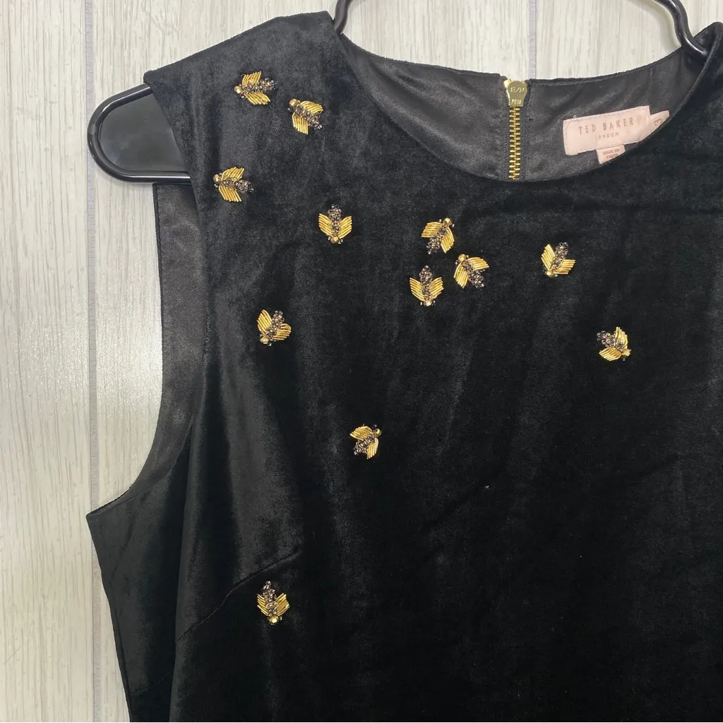 Ted Baker Celeena Embellished Queen Bee Velvet Skater Dress Ruffle size 3 (US 8) - Image 9
