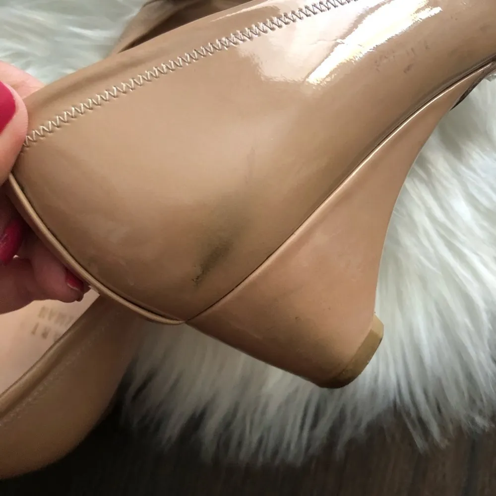 Stuart Weitzman patent peep toe bow wedge heels - Image 7