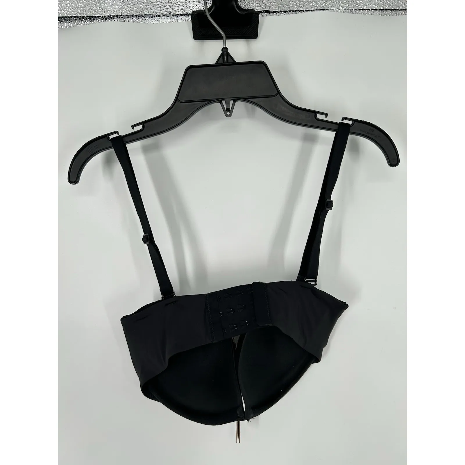 Skims Ultimate Push Up Strapless Bra Onyx Black Underwire Padded Size 32DD - Image 2