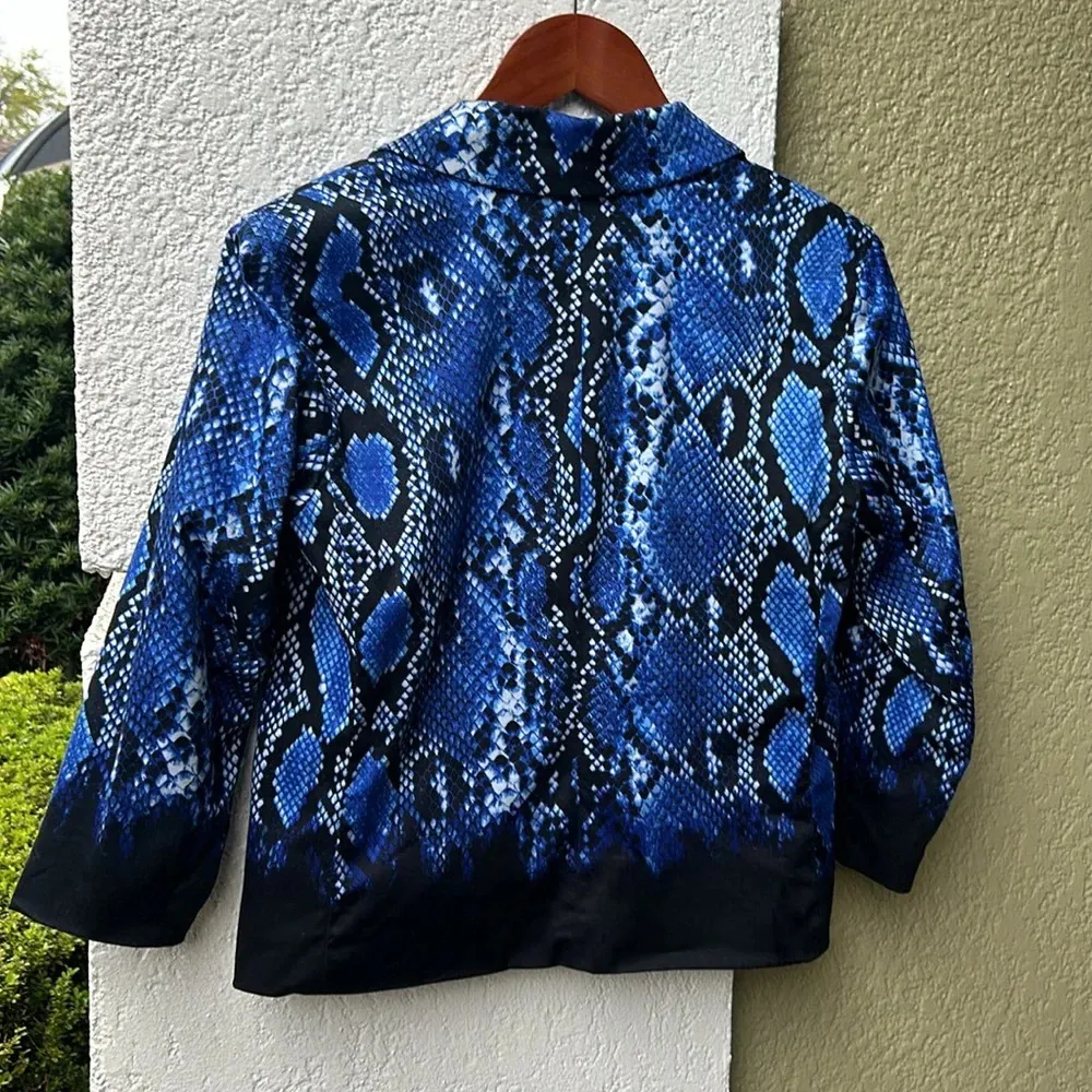 Michael Kors  Blue Snakeskin print jacket - Image 5