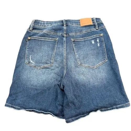Judy Blue High Rise Tummy Control Shorts Stretch Denim Medium Wash Plus Size 1XL - Image 2