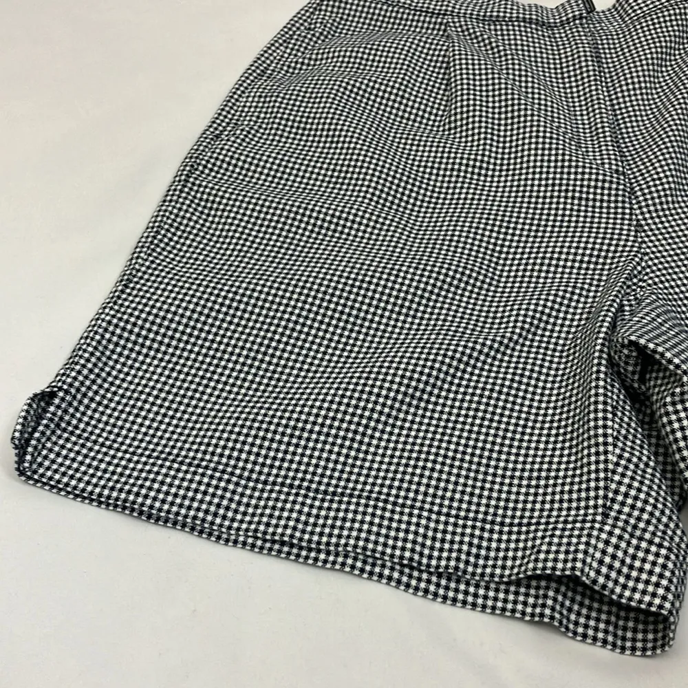 Liz Golf by Liz Claiborne black and white checkered high waisted golf shorts - Image 6