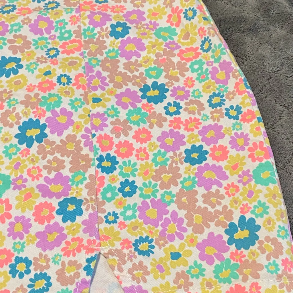 Flower Power Wild Fable Mini skirt size small - Image 4