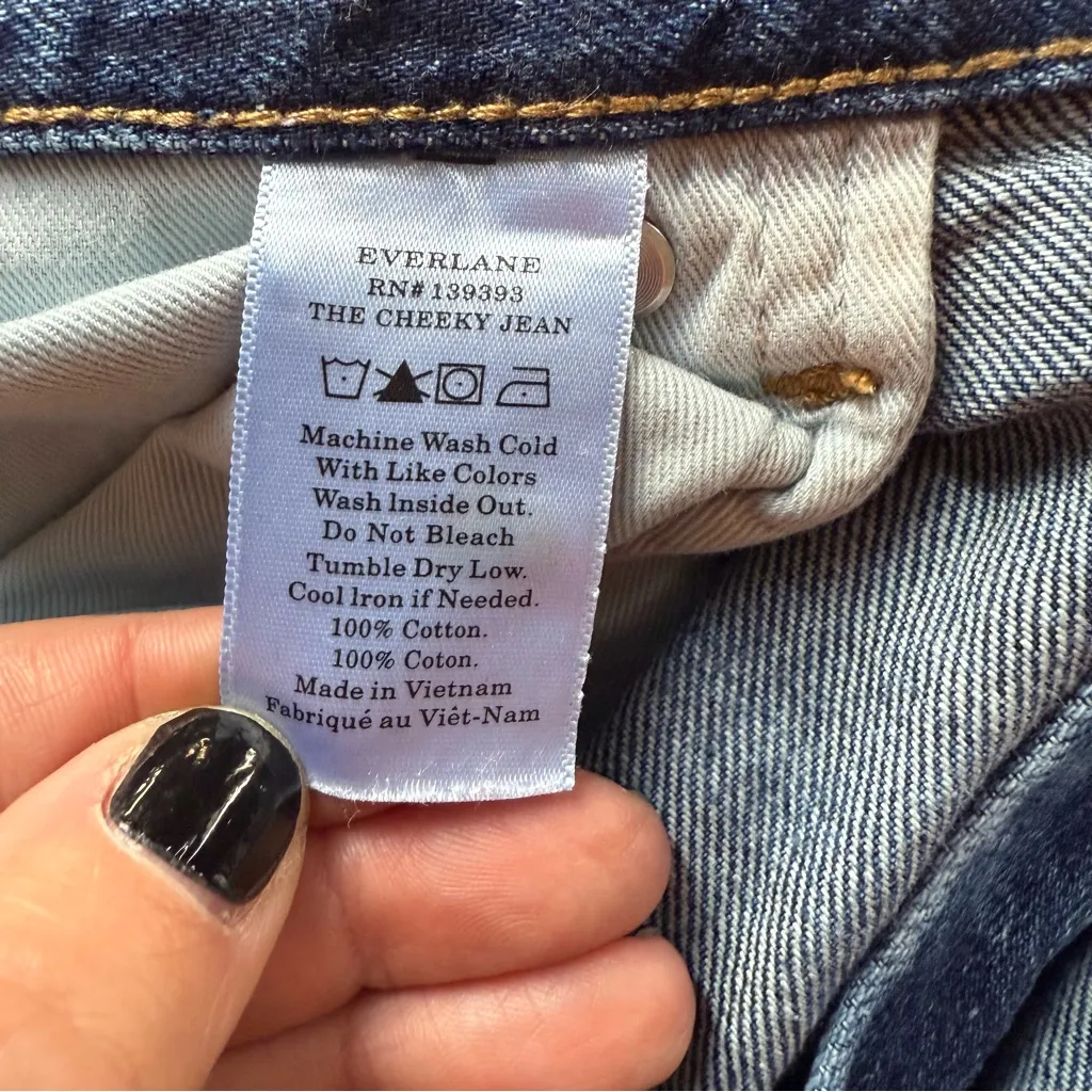 EVERLANE The Cheeky Jean Crop 100% cotton lightly distressed womens Size 31 - Image 8