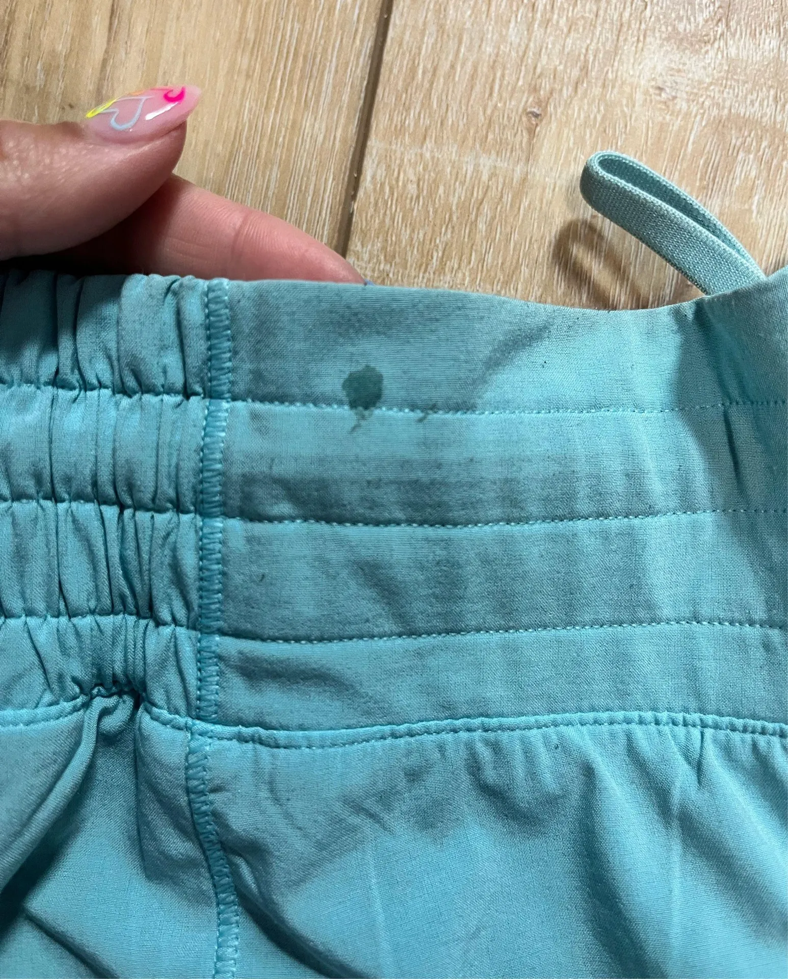 Lululemon Shorts Hotty Hot 2.5" High-Rise - Image 2