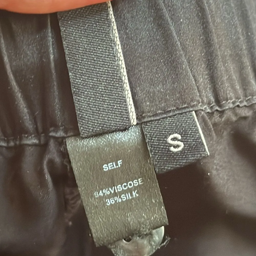 Morgan Lane Heart-Pocket Silk-Blend Sleep Shorts in Black S - Image 5