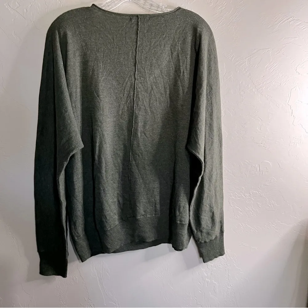 Gap Forrest Green Wool Blend V-Neck Lightweight Sweater - Image 7