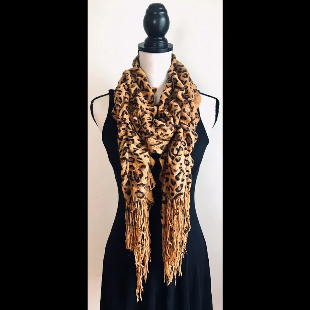Tan & Black & Brown Cheetah Print Ruched & Frayed Scarf - Image 2