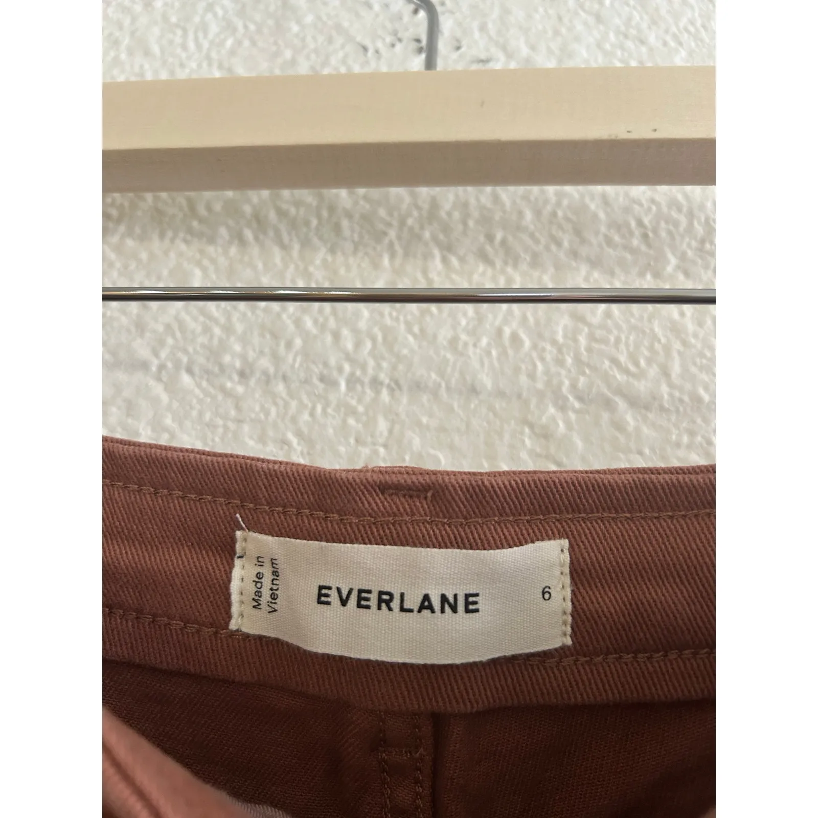 Everlane The Utility Short Carob Brown 6 - Image 5