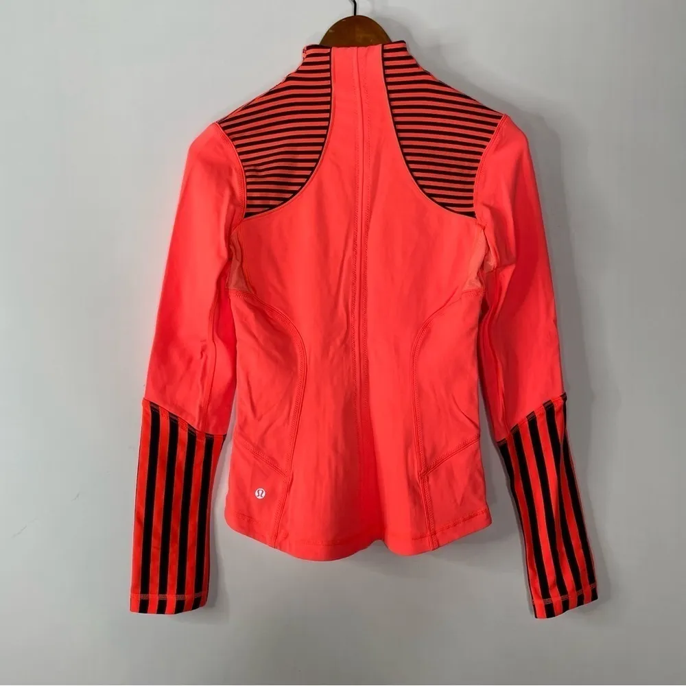 Lululemon Forme Jacket Light Flare‎ Classic Stripe Light Flare Inkwell Size 4 - Image 5