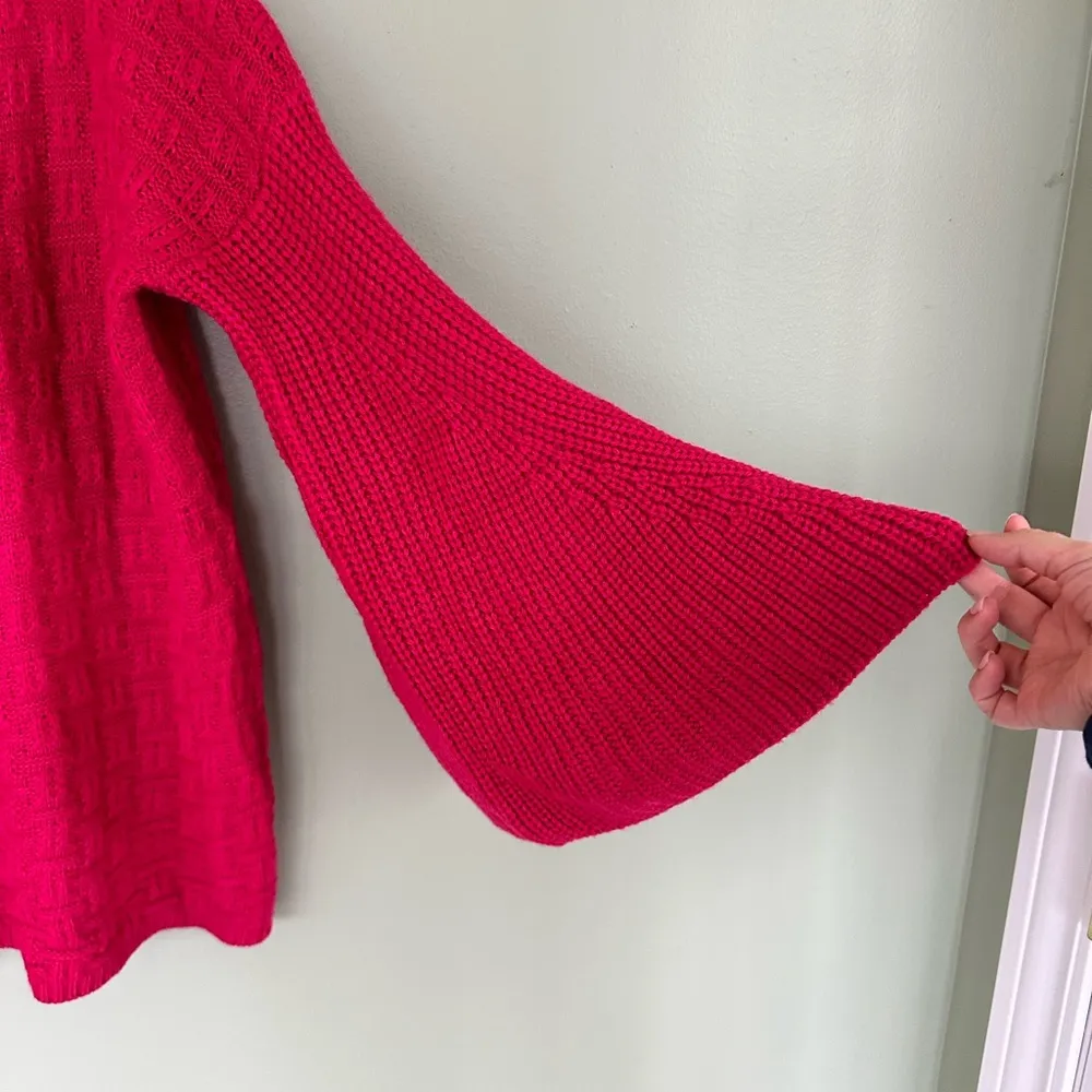 Umgee fuchsia Pink Bell Sleeve Chunky Knit Sweater size L loose oversized barbie - Image 7