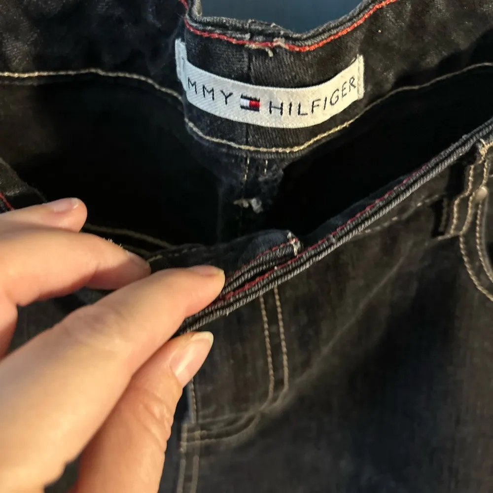 Tommy Hilfiger Classic Fit Cropped Pants Jeans Women’s 14 Black Vintage - Image 2