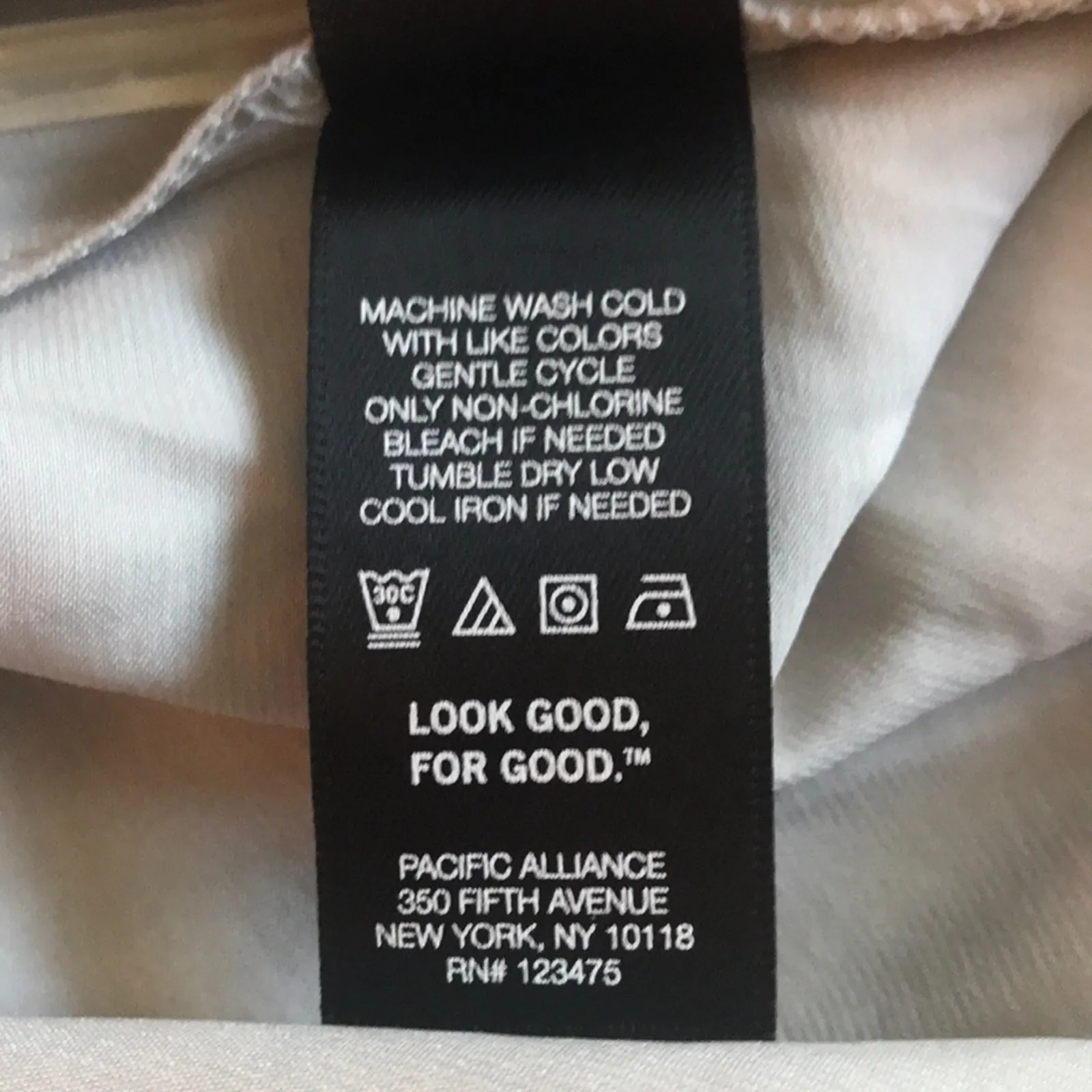 Kenneth Cole Light Stone Camisole Large Cream - Image 7