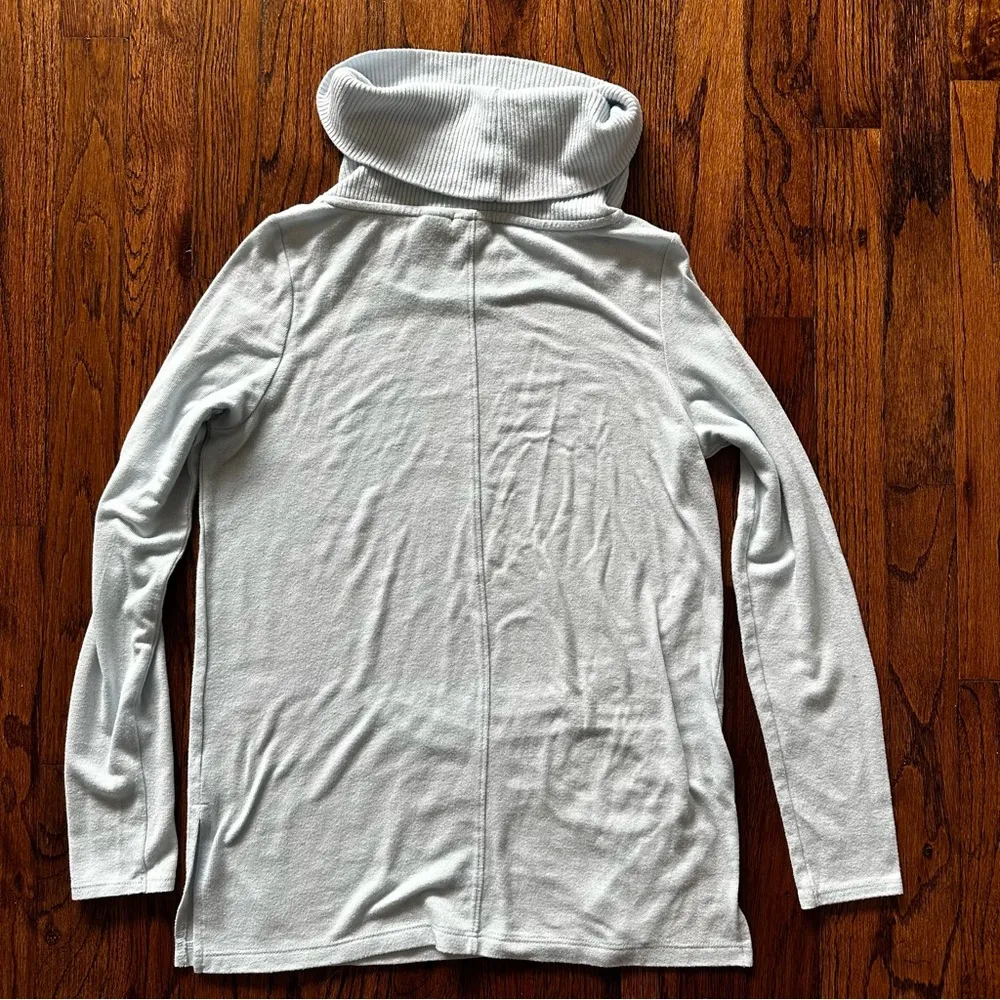 Women’s Max Studio Turtle neck Pullover Sweater extra small XS - Image 10