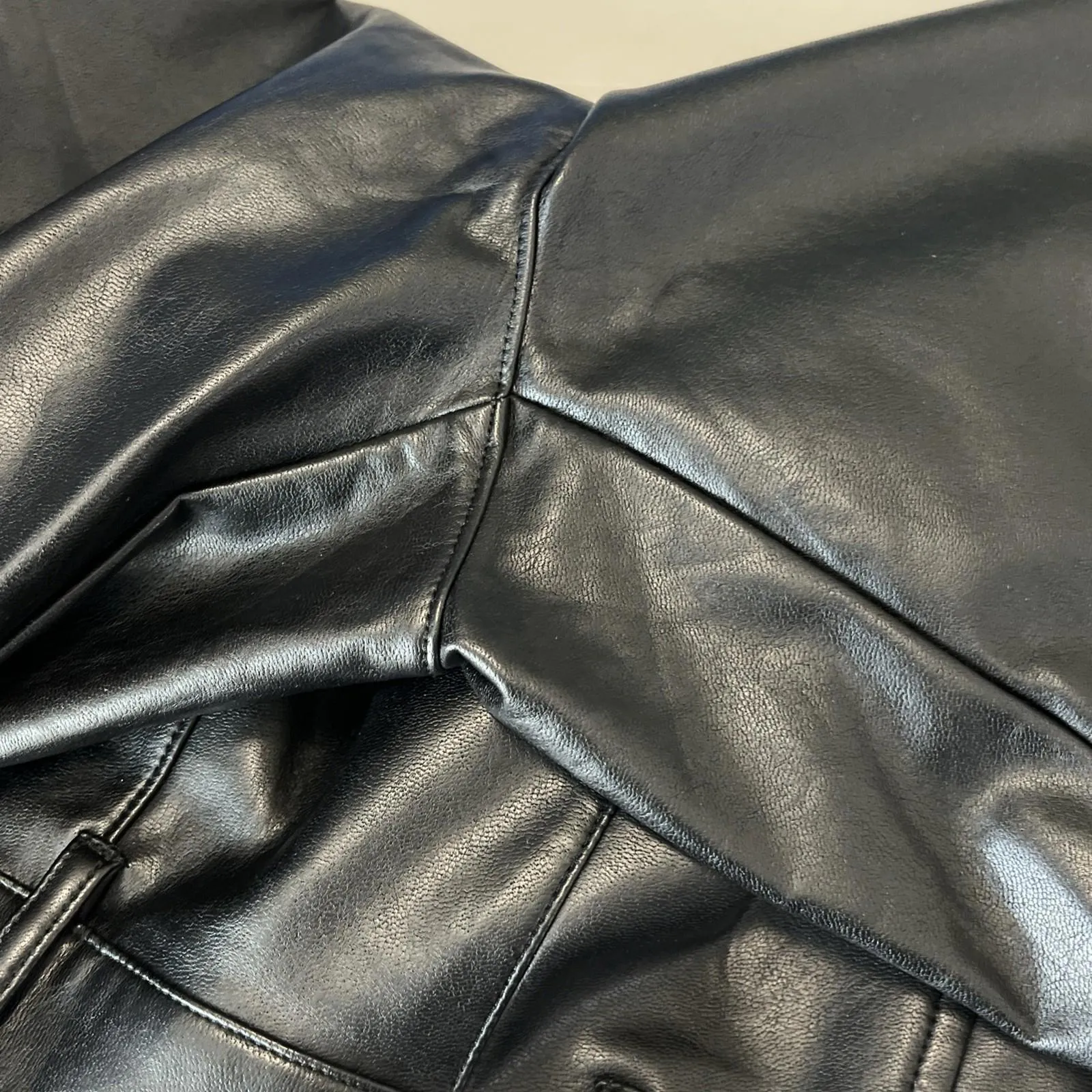 Aritzia Wilfred Free Button Fly Faux Leather Cargo Pant Black Size 4 - Image 11