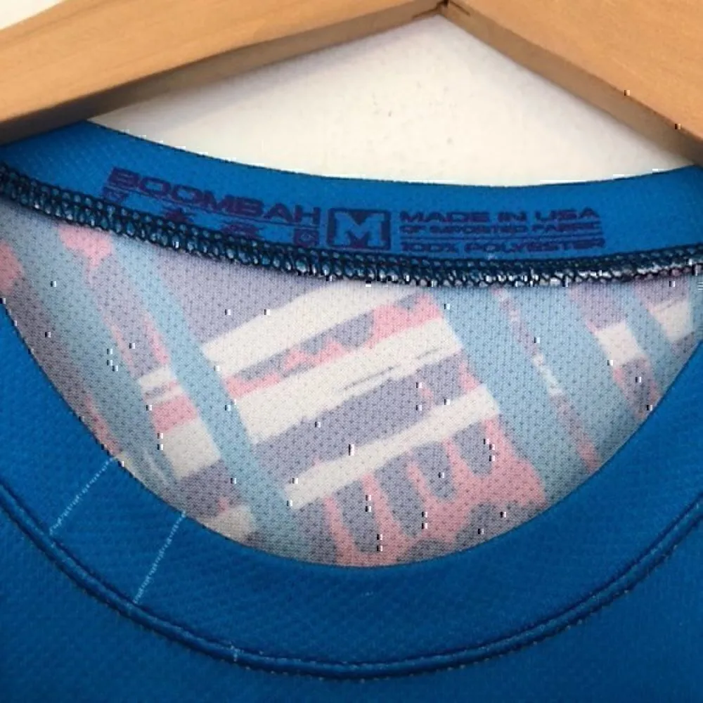 BOOMBAH Turquoise Blue Pink Purple Spellout Logo Short Sleeve Active Tee Medium - Image 3