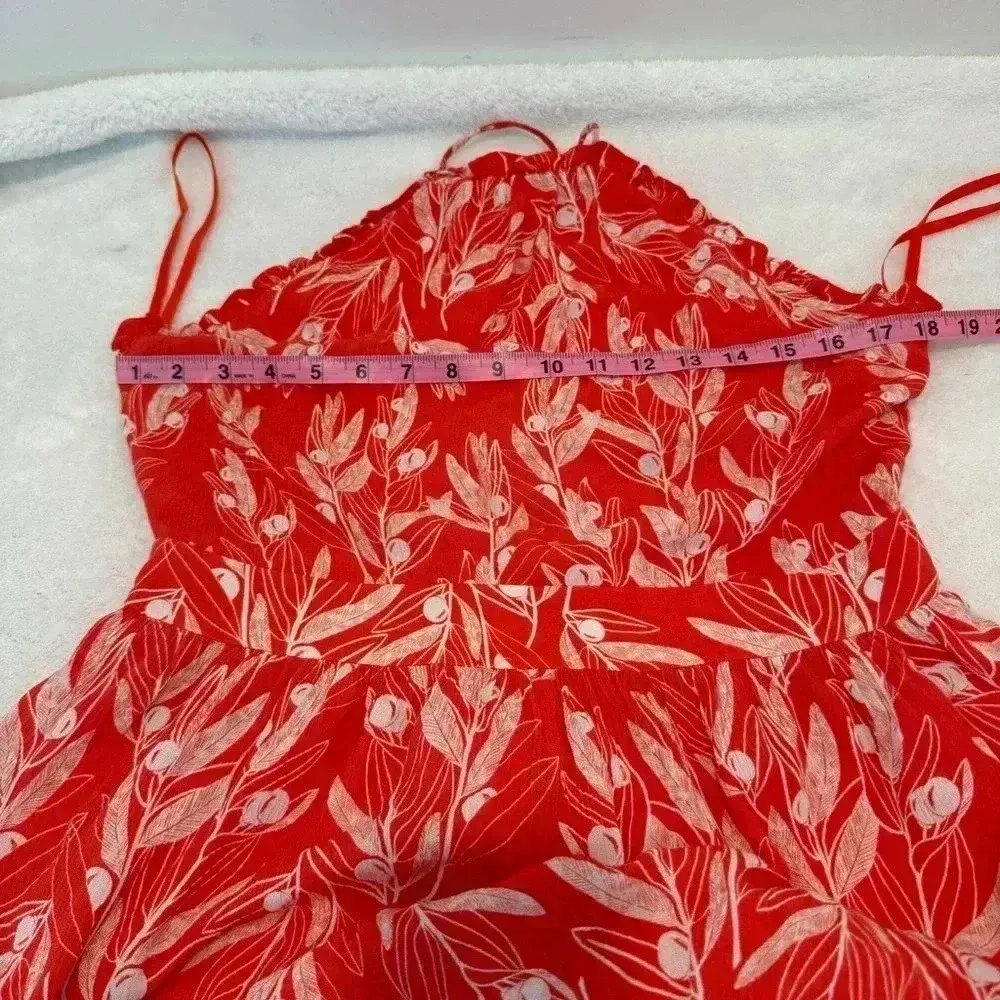 Alexia Admor
Kira Halter Neck Open Back Maxi Dress size 10 - Image 8