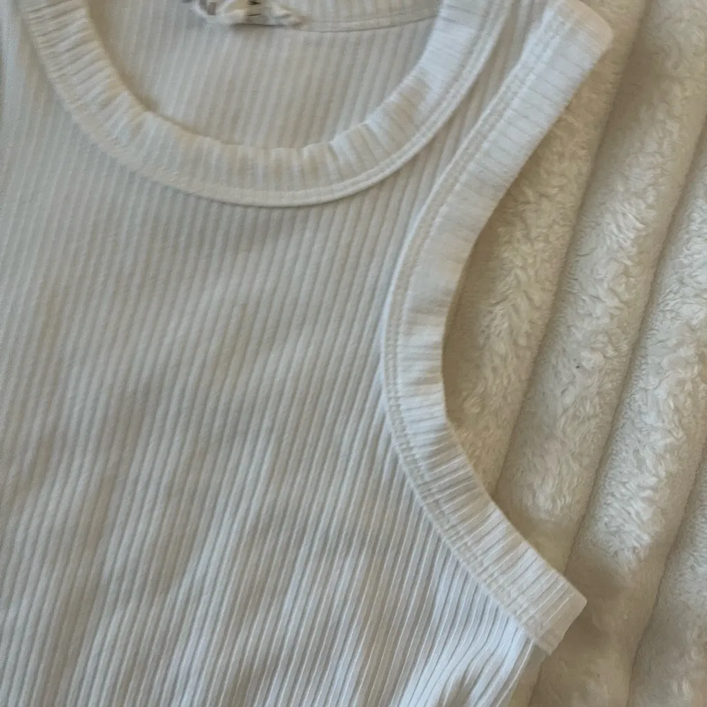 Mimosa White Ribbed Sleeveless Top - Image 2