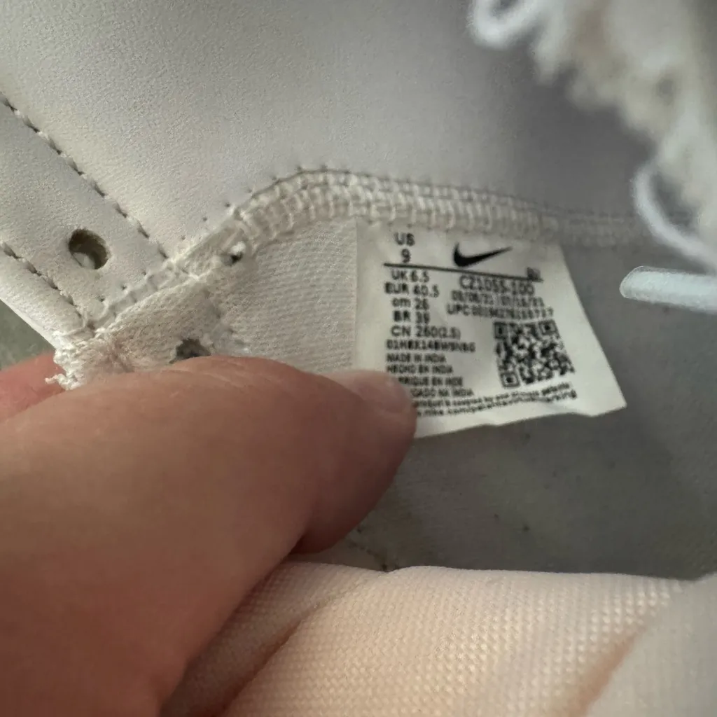 Nike White High-Top Sneakers - Image 3