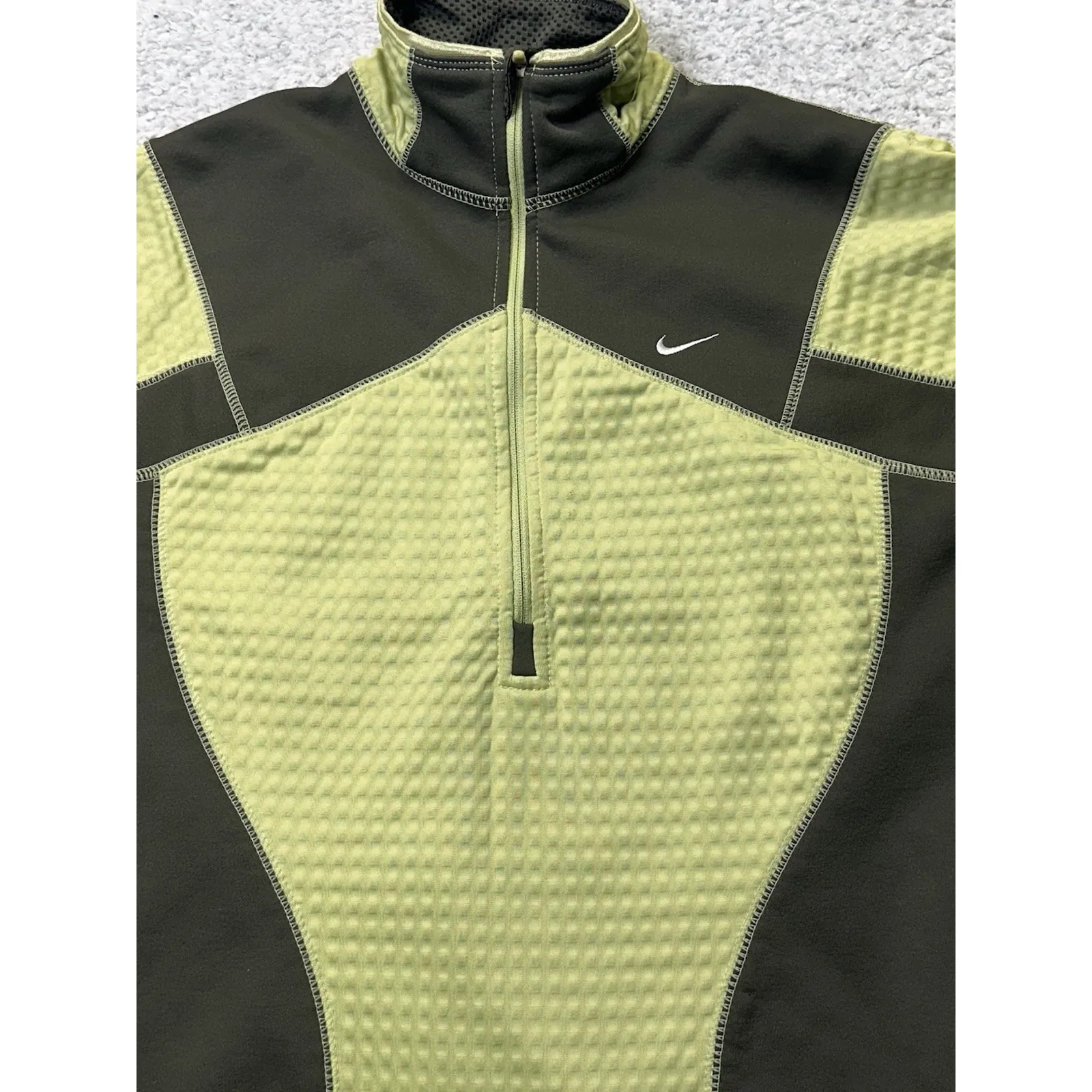 Nike Fit-Therma 1/2 Zip Pull Over Top Medium‎ Thumb Holes Green Brown EUC - Image 3