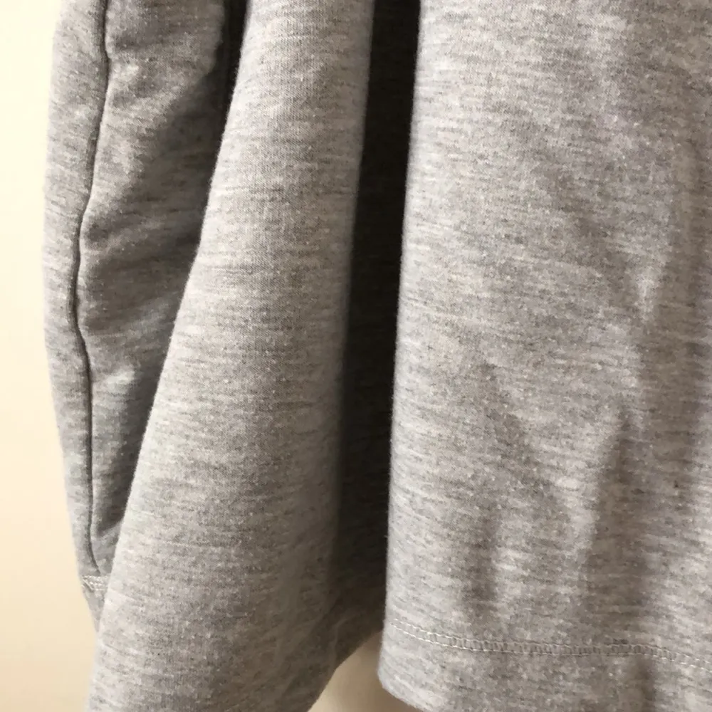 Women’s 90 degrees cowl neck athletic top Cascade asymmetrical long sleeve XL - Image 5