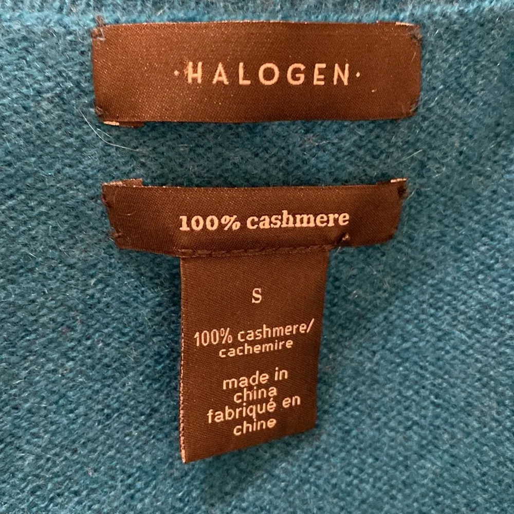 Halogen 100% Cashmere Sweater Teal Blue Size Small but is a loose fit - Image 3