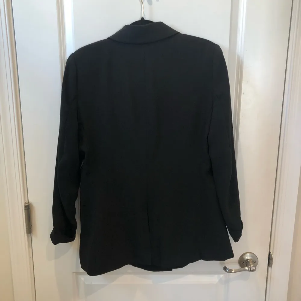 H&M Black Blazer Size Medium - Image 11