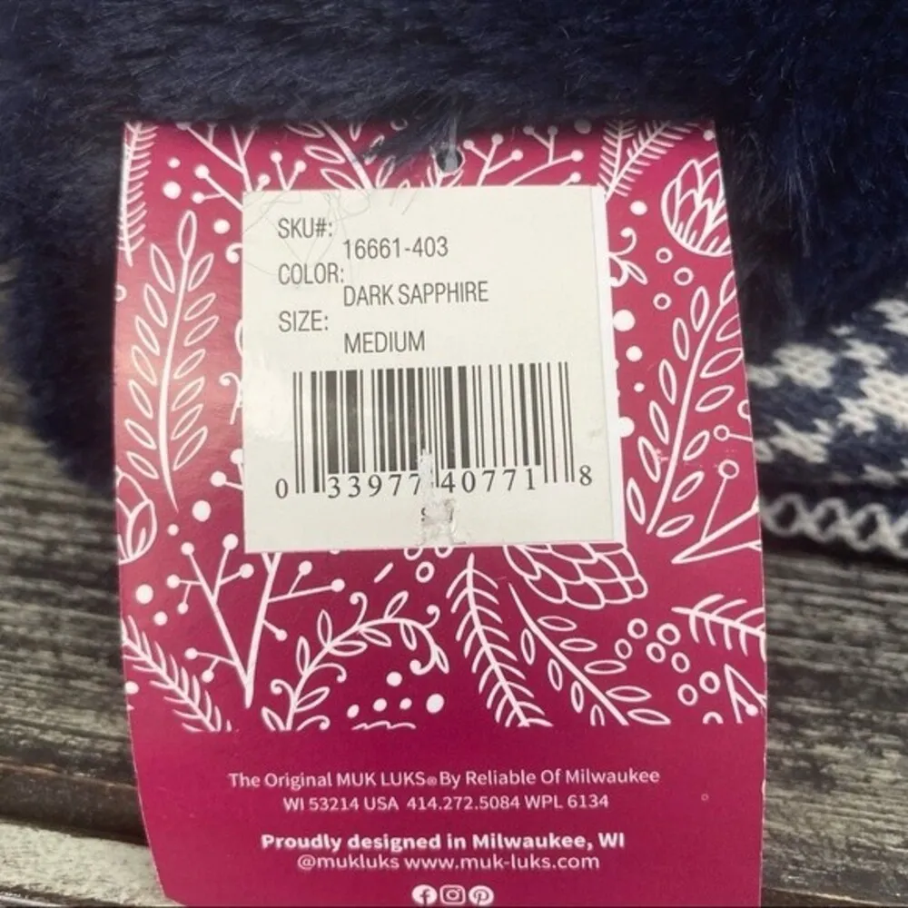 Muk Luks Faux Fur Lined Knit Blue & White Print Slippers M Medium NEW Size undefined - Image 2