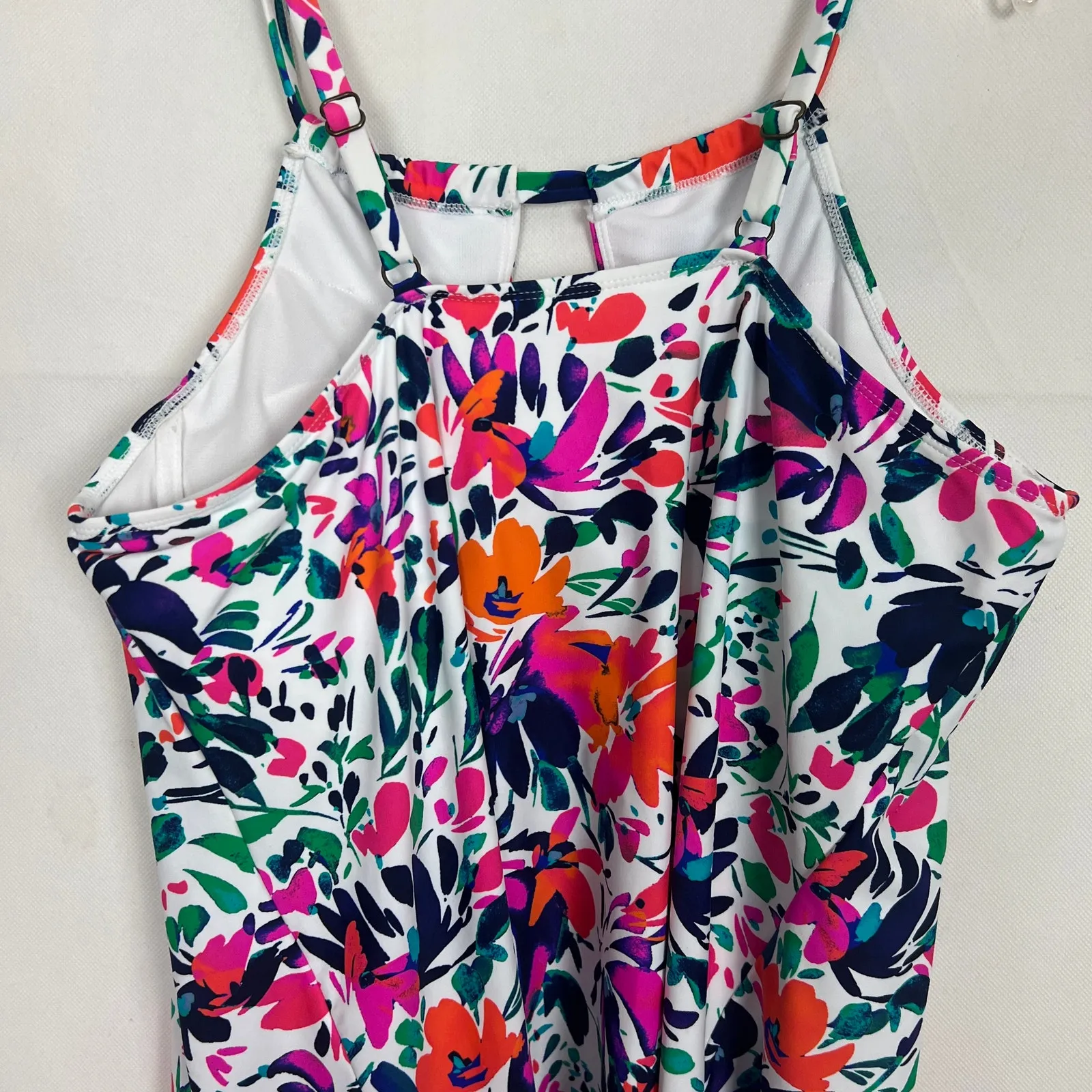 Island Escape Women's Floral Bikini Tank Top Size 20 - Image 6