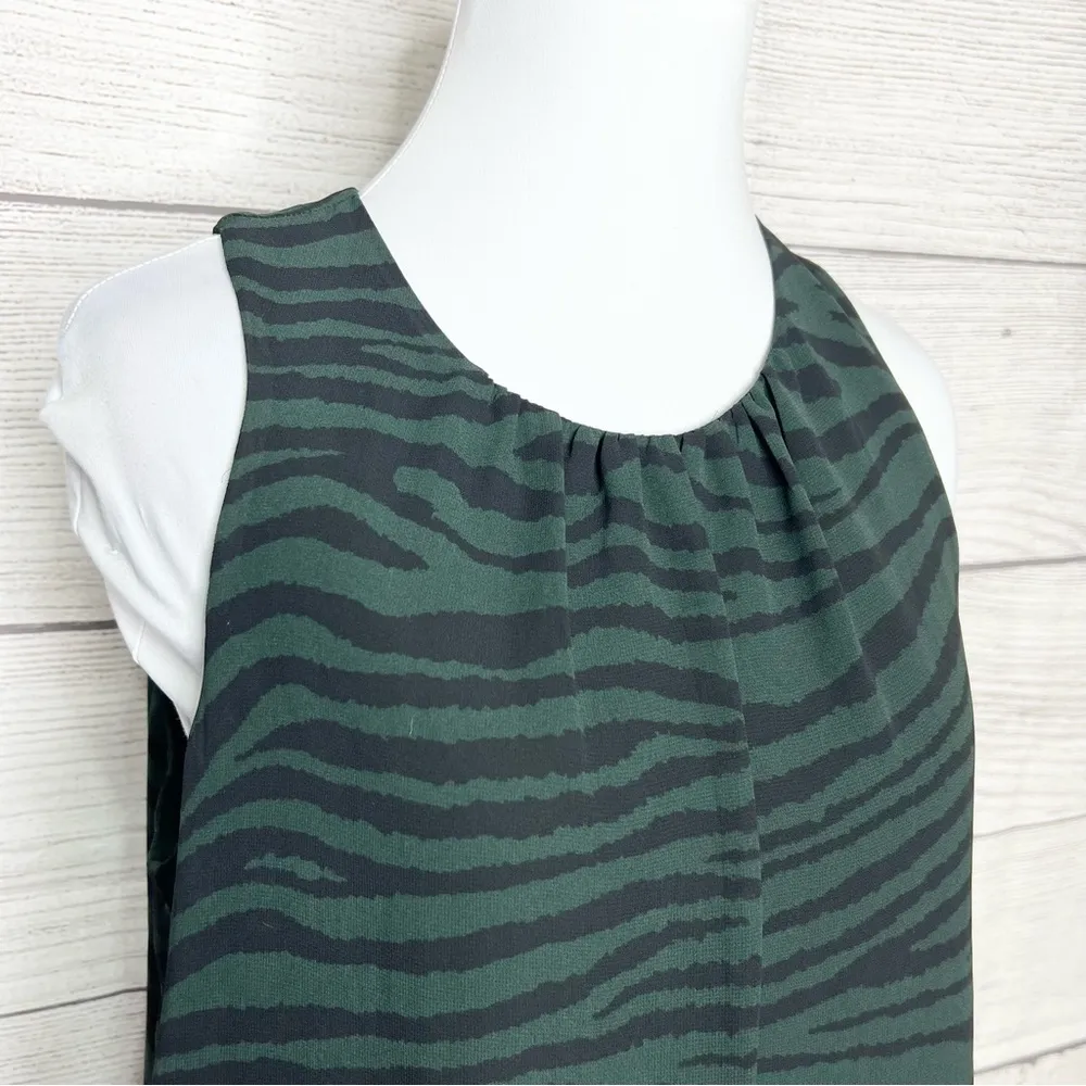 Vince Camuto Green & Black Tranquil Tiger Animal Print Sleeveless Blouse Small - Image 3