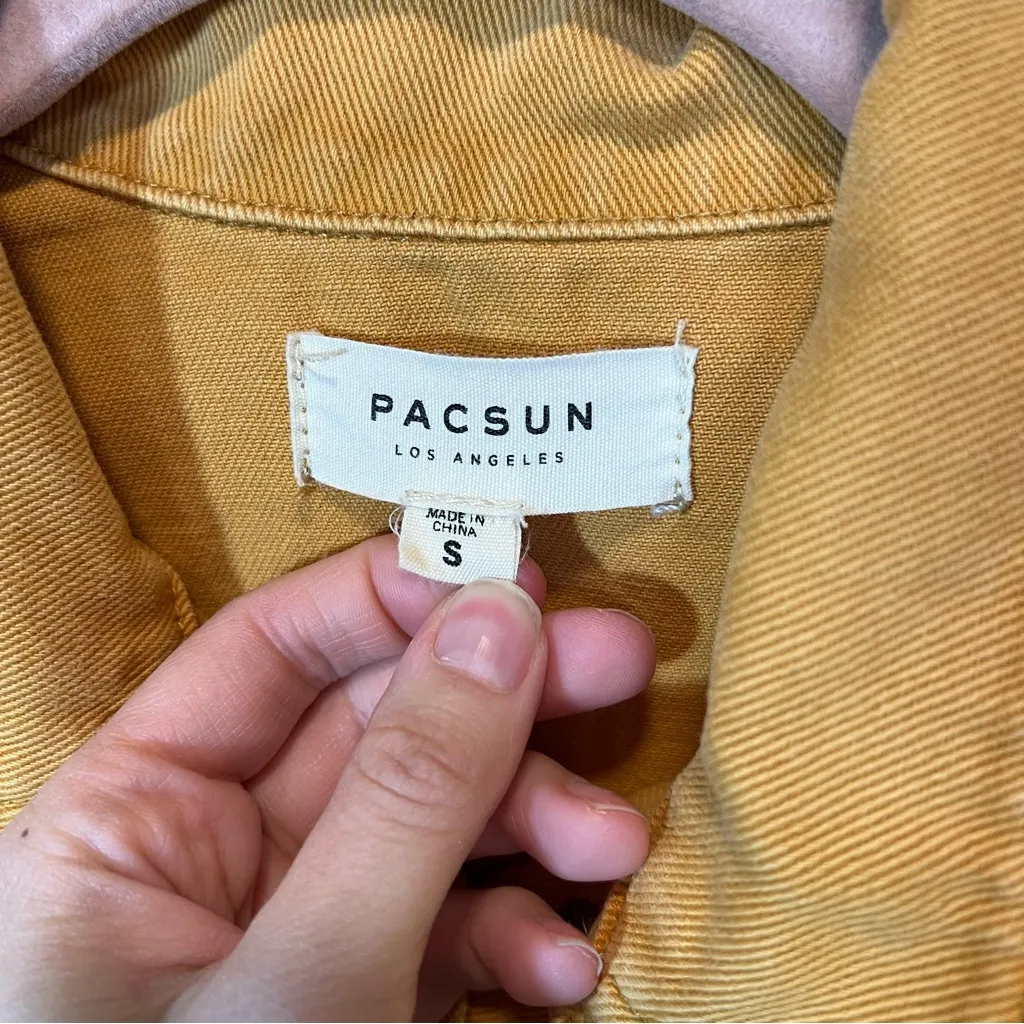 PacSun  Women’s Gold Cropped Jean Jacket Small - Image 3