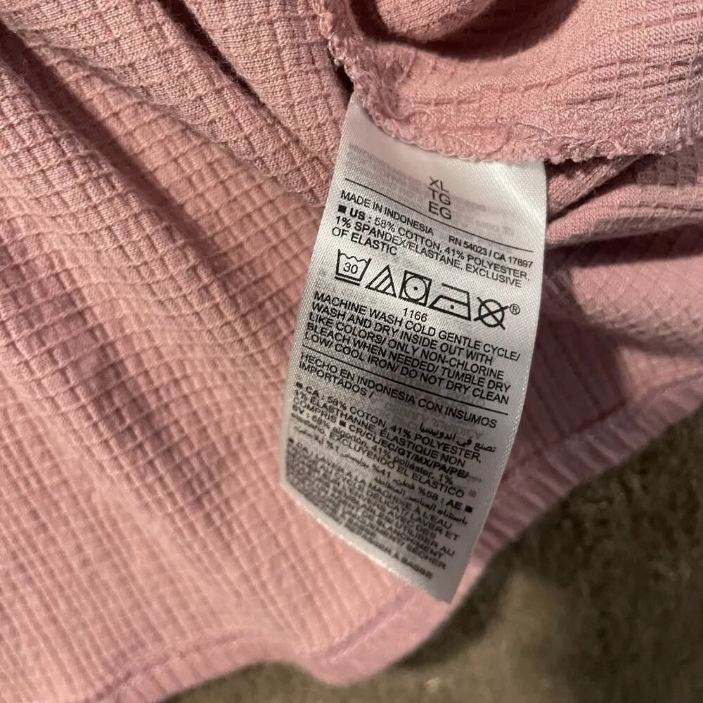 Old Navy Blouse Womens XL Pink Cap Sleeve Vneck Smocked Gartered Shirt Casual - Image 4