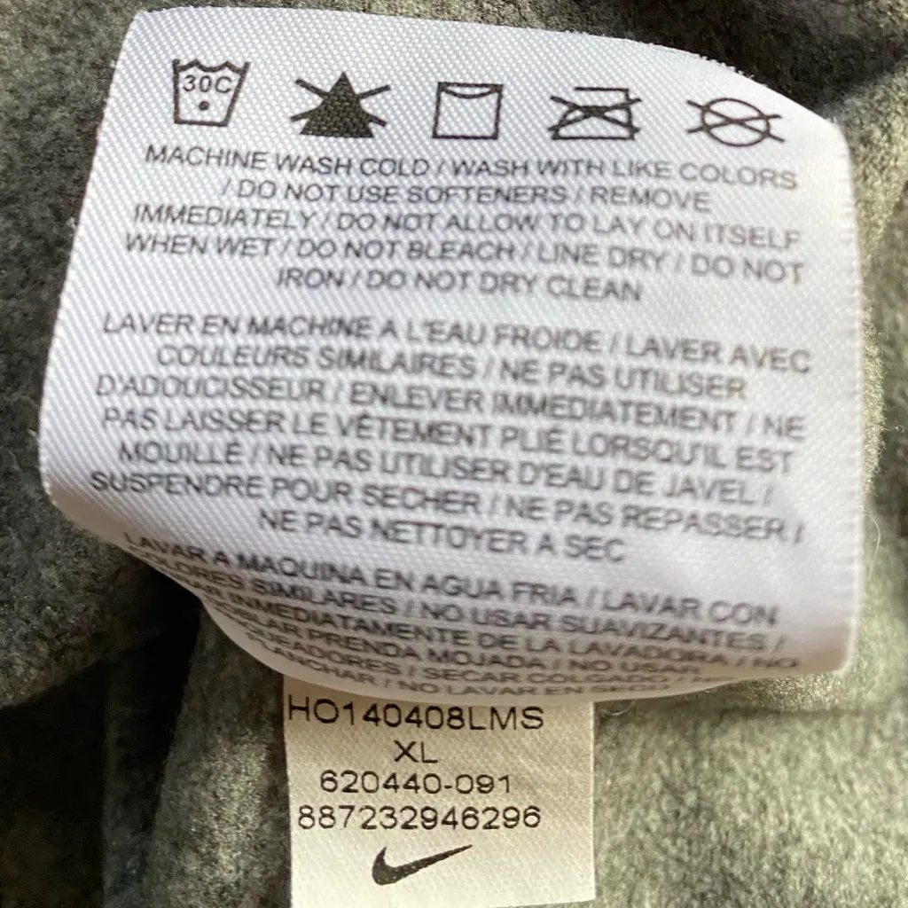 Nike Pro Dri Fit Hyperwarm Women’s Sz XL‎ Gray Fitted Half Zip 3.0 Pullover - Image 6