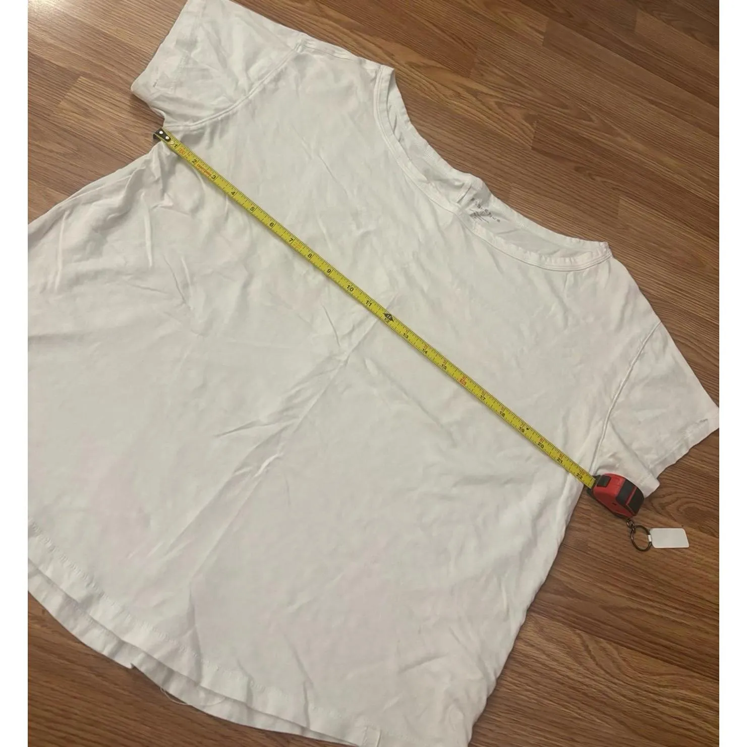 Fabletics White T-Shirt Size Large - Image 3
