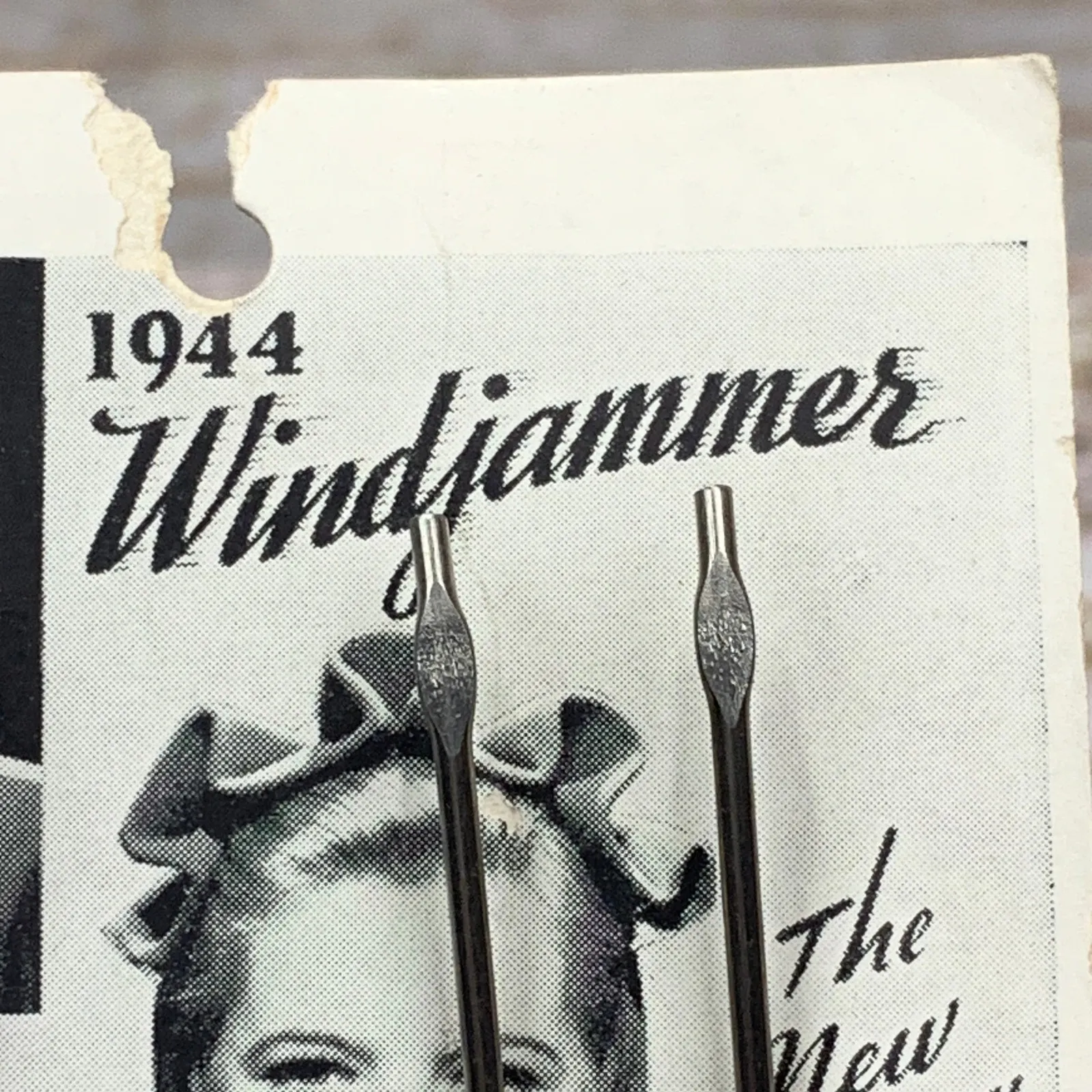 Vintage 1944 Windjammer Piccadilly Scarf Pin Clip Set On Card Tempadilly Silver - Image 4