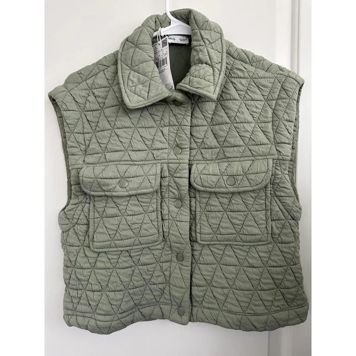 Mango Quilted Vest with Buttons NWT Pastel Green XS - Image 4