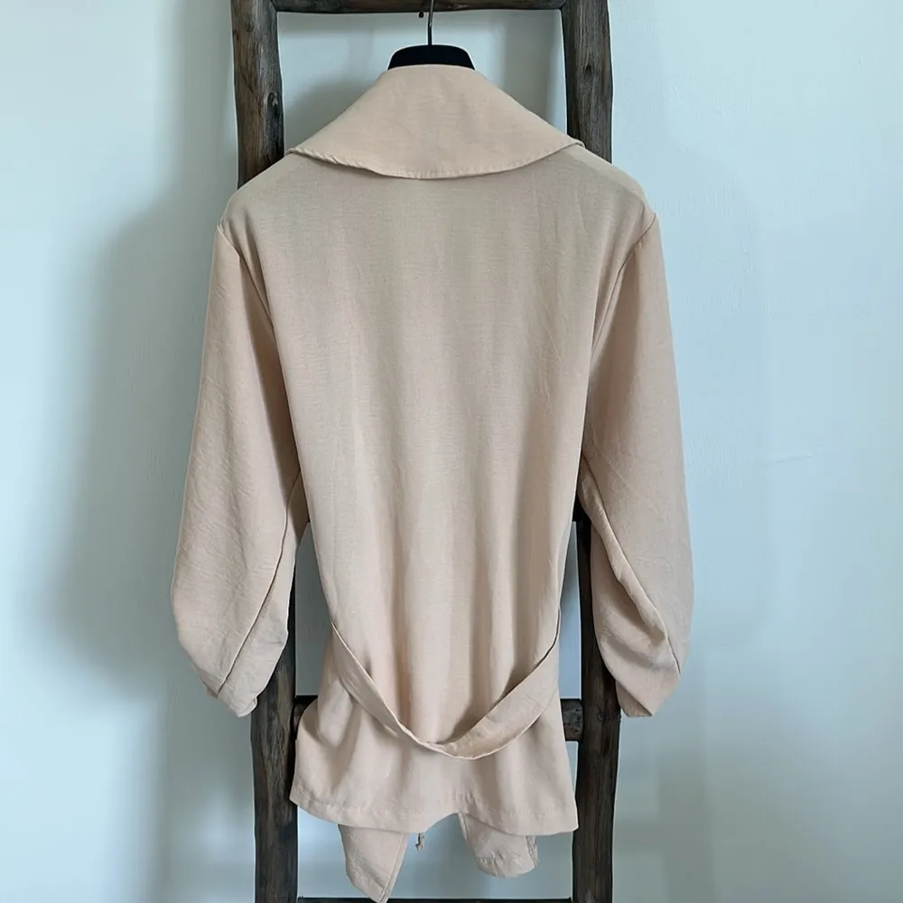 Elegant Cream Women's Top Trench Coat Lightweight Jacket M - Image 5