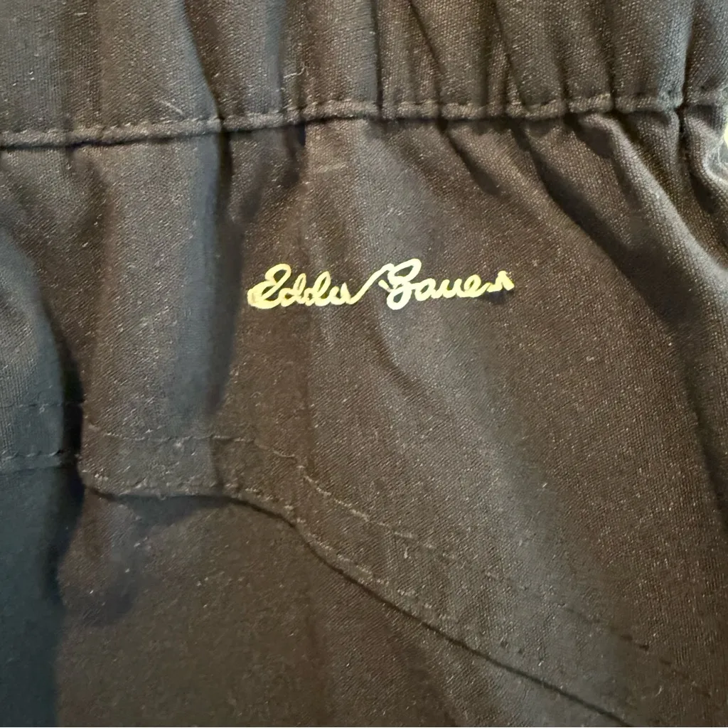 Eddie Bauer Rainer Fleece Lined Pants UPF Pockets Black Size‎ Medium NWT - Image 8