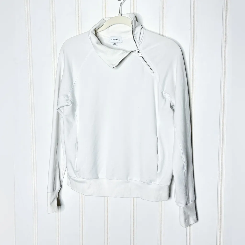 Evereve Quarter Zip White Pullover - Image 2