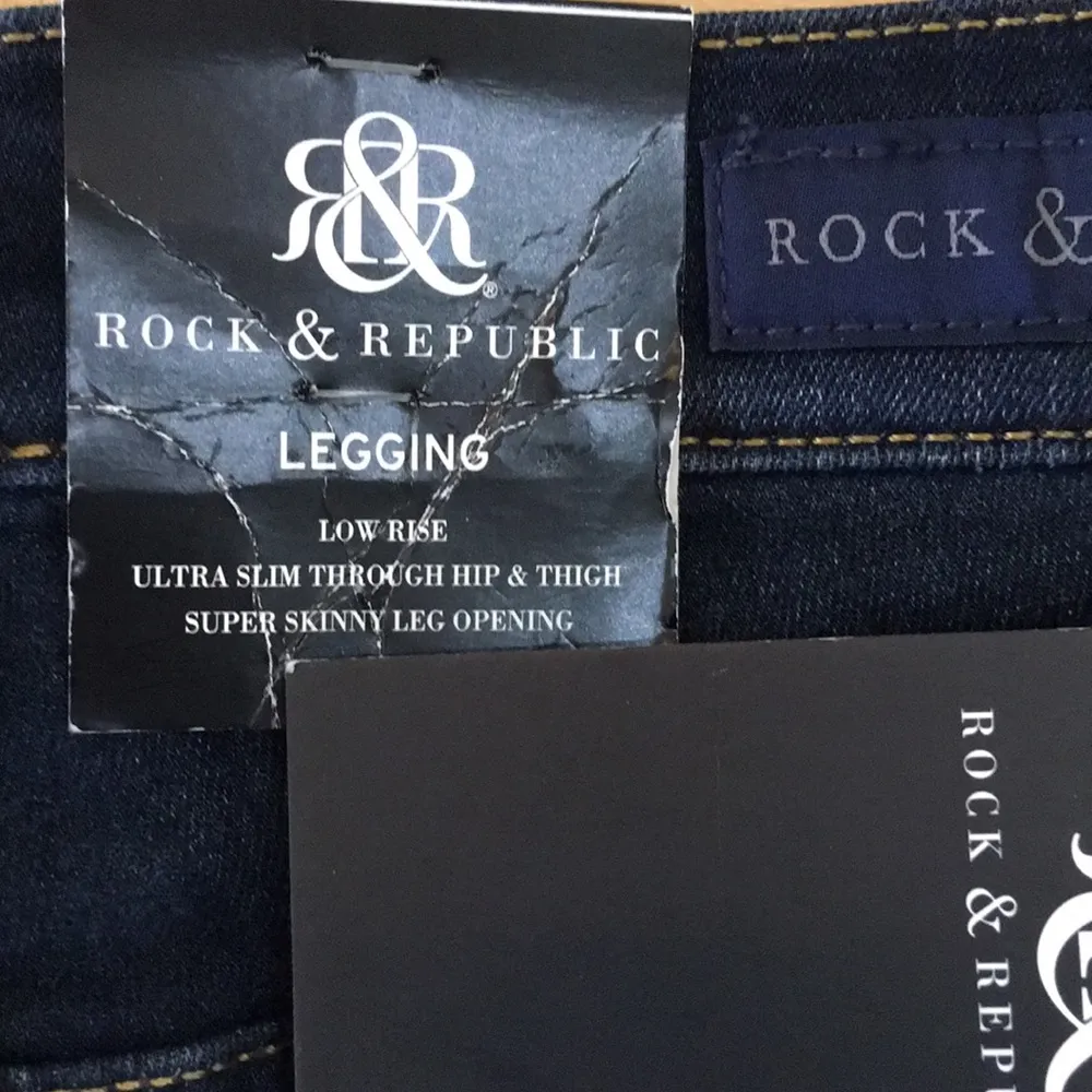 Rock & Republic Misses Jegging Legging 6M Ultra Slim Zipper - Image 5