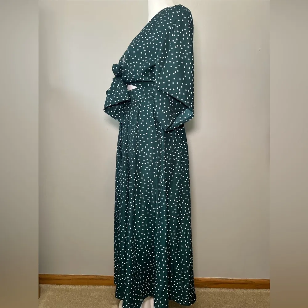 Stuck in Your Ways Midi Dress Size XS/2 Green Polka Dot Tie Front - Image 5