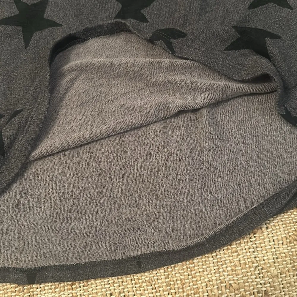 Sundry Gray and Black Star Drawstring Mini Skirt Size 3 - Image 6