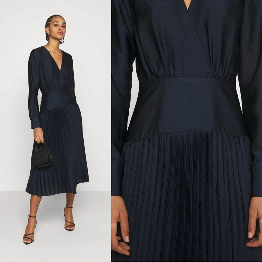Scotch & Soda • Pleated V-Neck Midi Dress navy blue surplice wrap long sleeve - Image 3