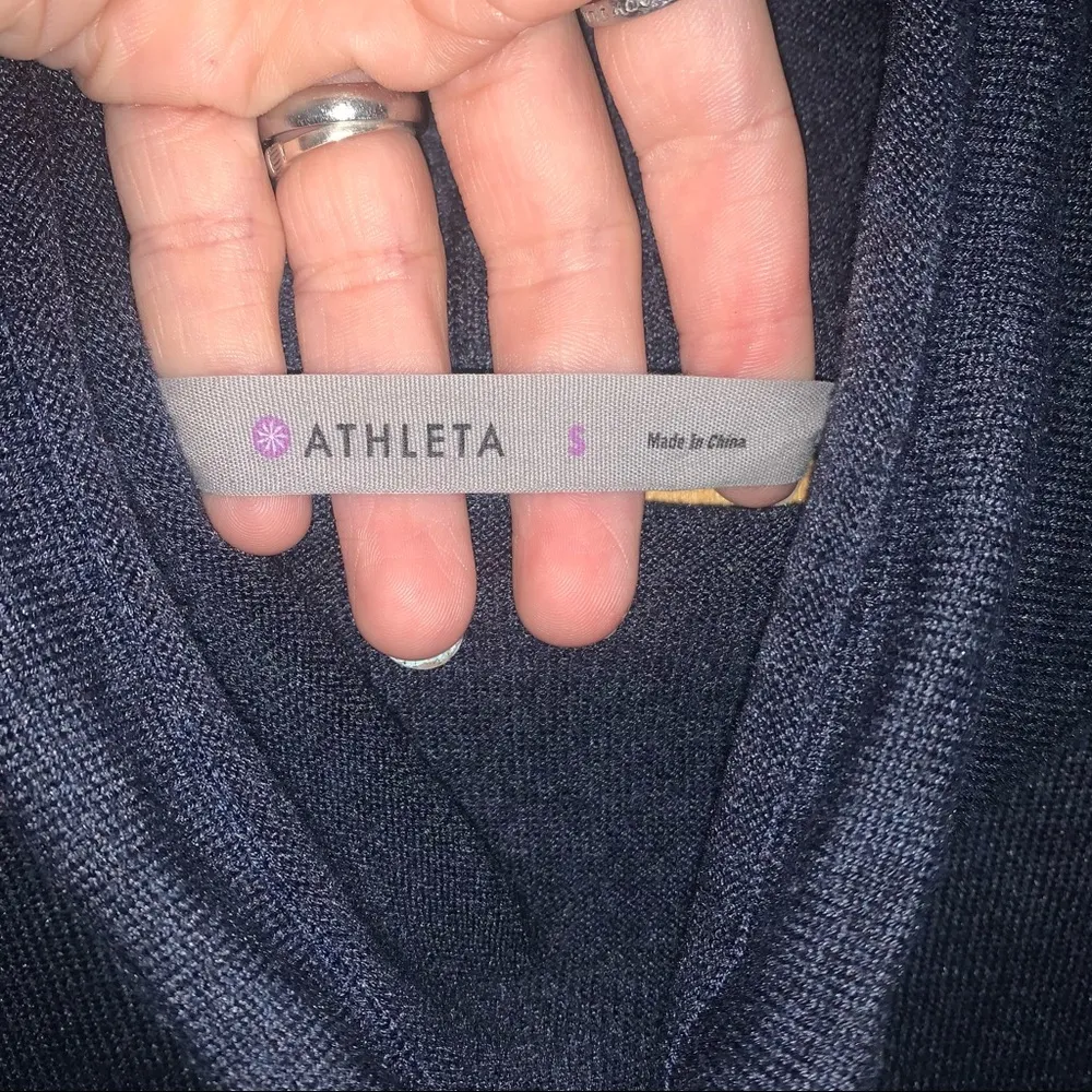 Athleta acacia blue cowl neck tunic sweater - Image 5